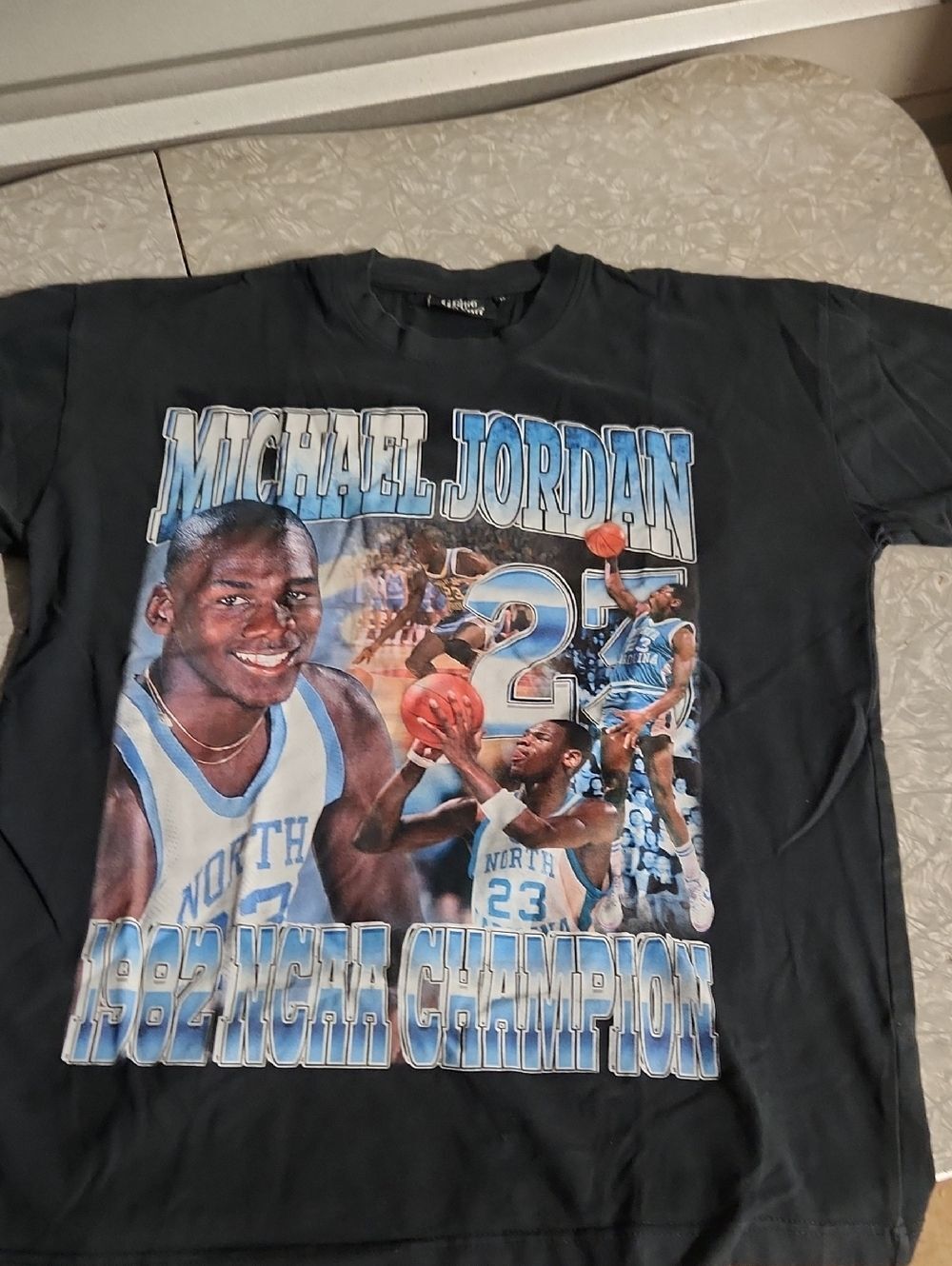 Vintage Michael Jordan 1982 NCAA CHAMPION Shirt M